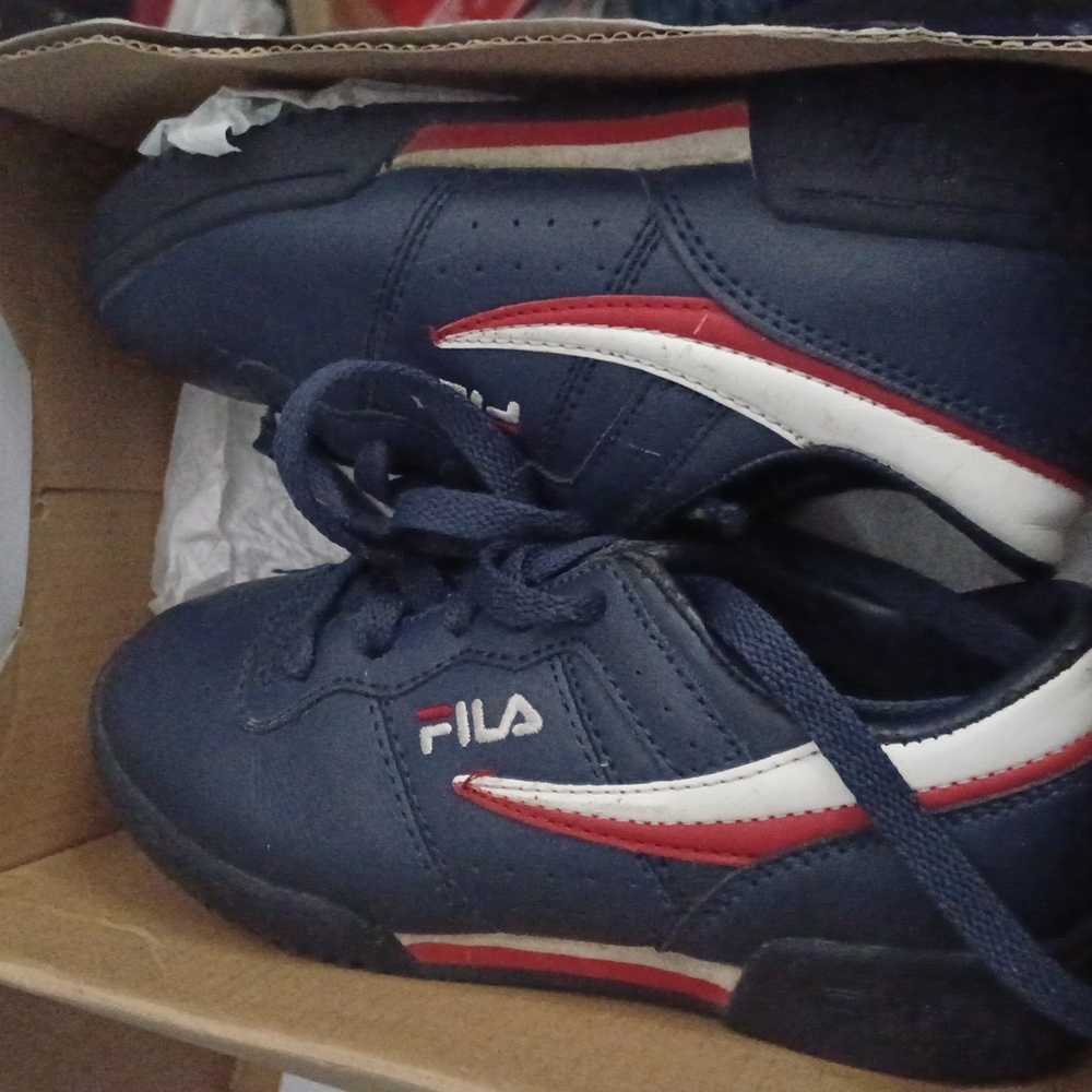 Shoes - Picture 3 of 3